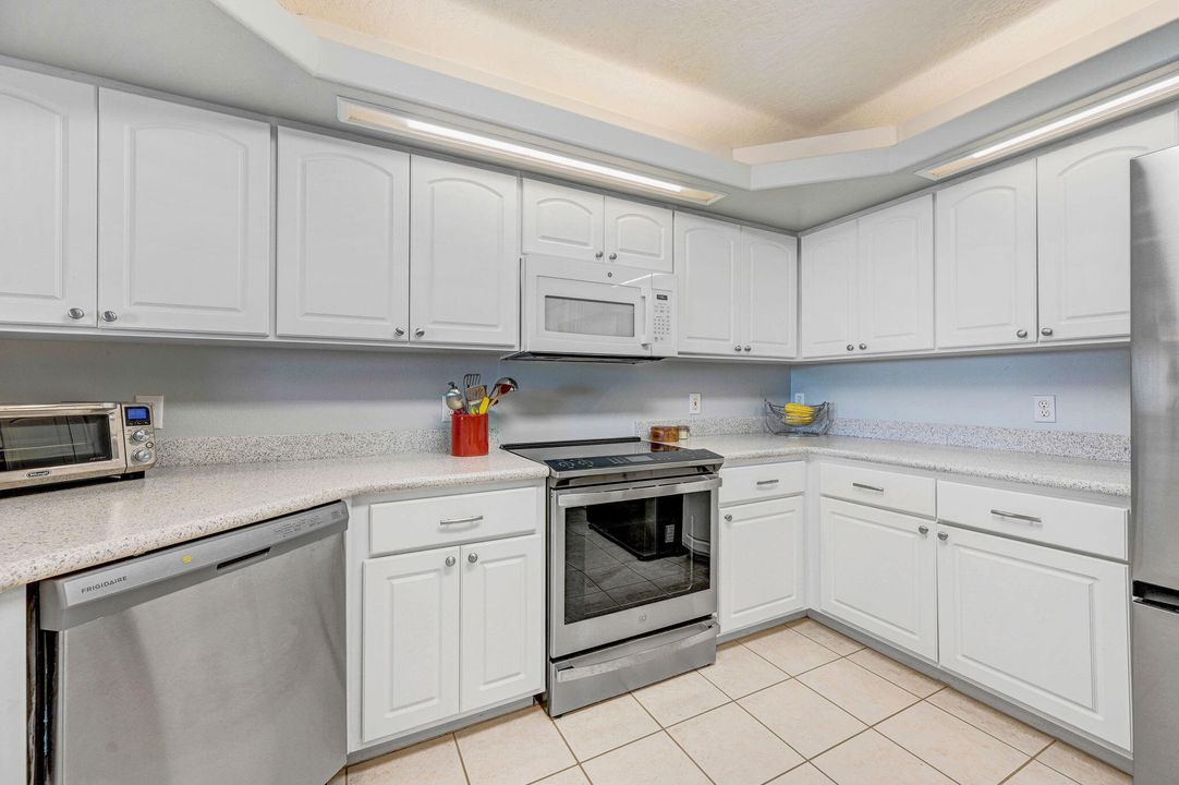 На продажу: $475,000 (3 спален, 2 ванн, 2292 Квадратных фут)