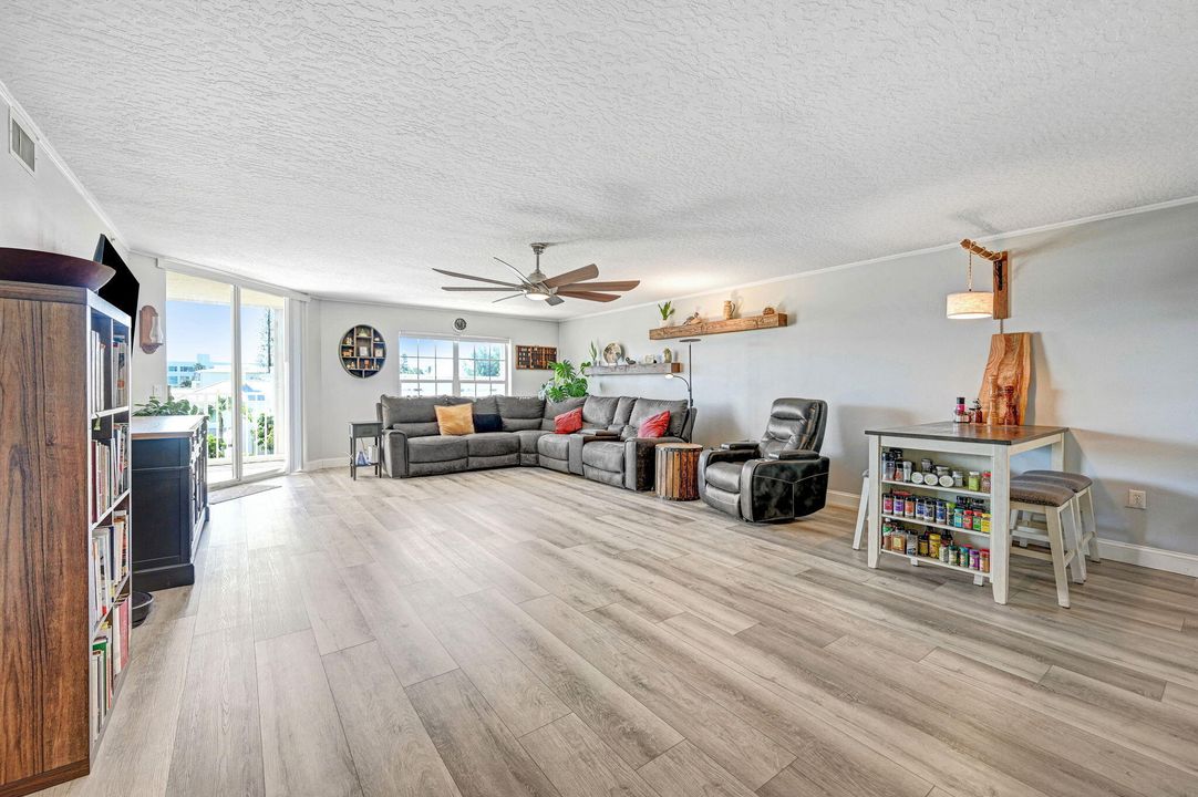 На продажу: $475,000 (3 спален, 2 ванн, 2292 Квадратных фут)