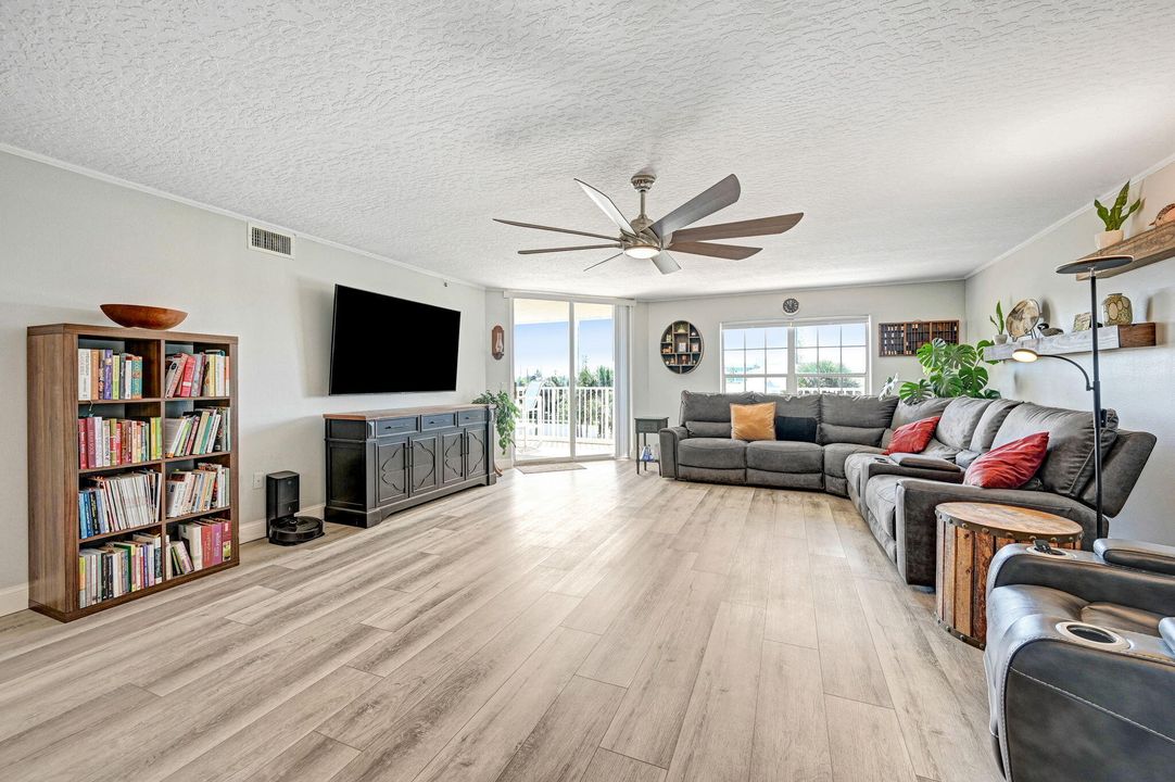 На продажу: $475,000 (3 спален, 2 ванн, 2292 Квадратных фут)