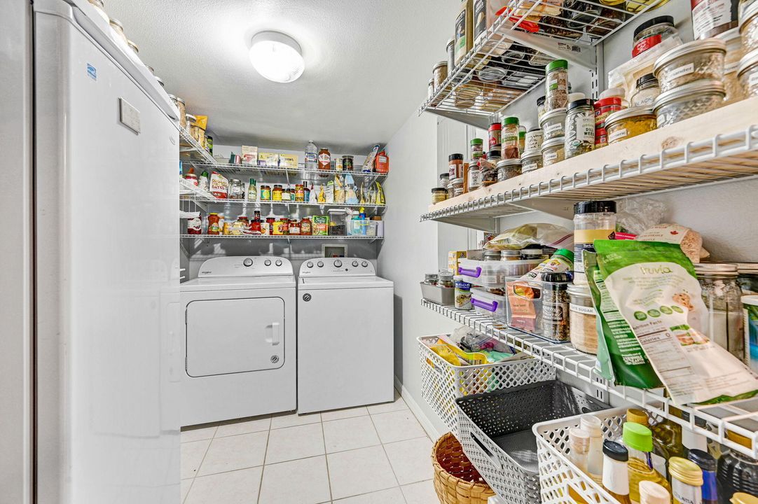 На продажу: $475,000 (3 спален, 2 ванн, 2292 Квадратных фут)