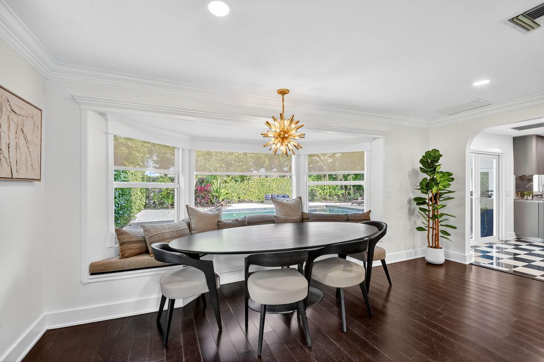 For Rent: $29,900 (5 beds, 4 baths, 4000 Square Feet)