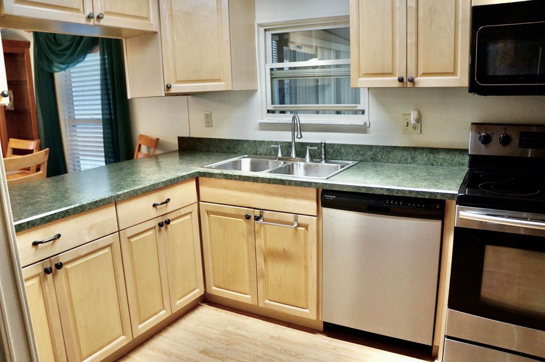 En Venta: $49,999 (2 camas, 2 baños, 1056 Pies cuadrados)