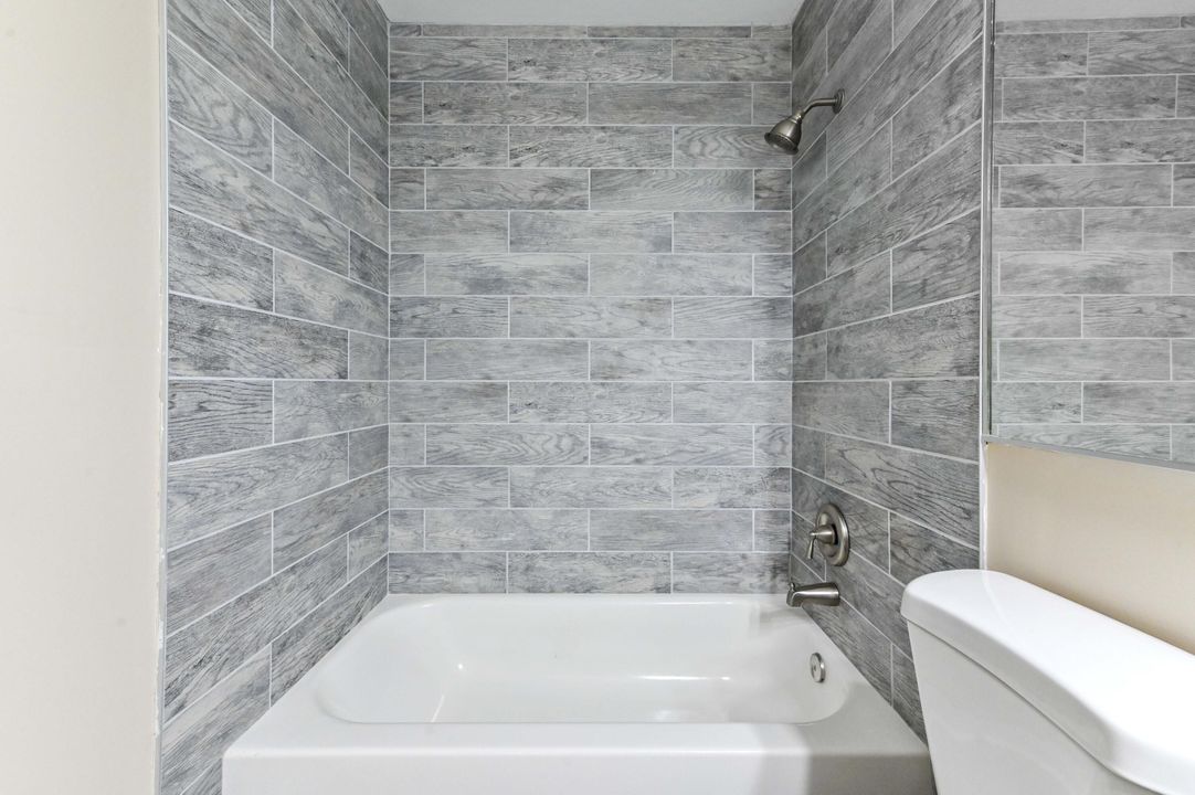 En Venta: $334,000 (2 camas, 2 baños, 1398 Pies cuadrados)