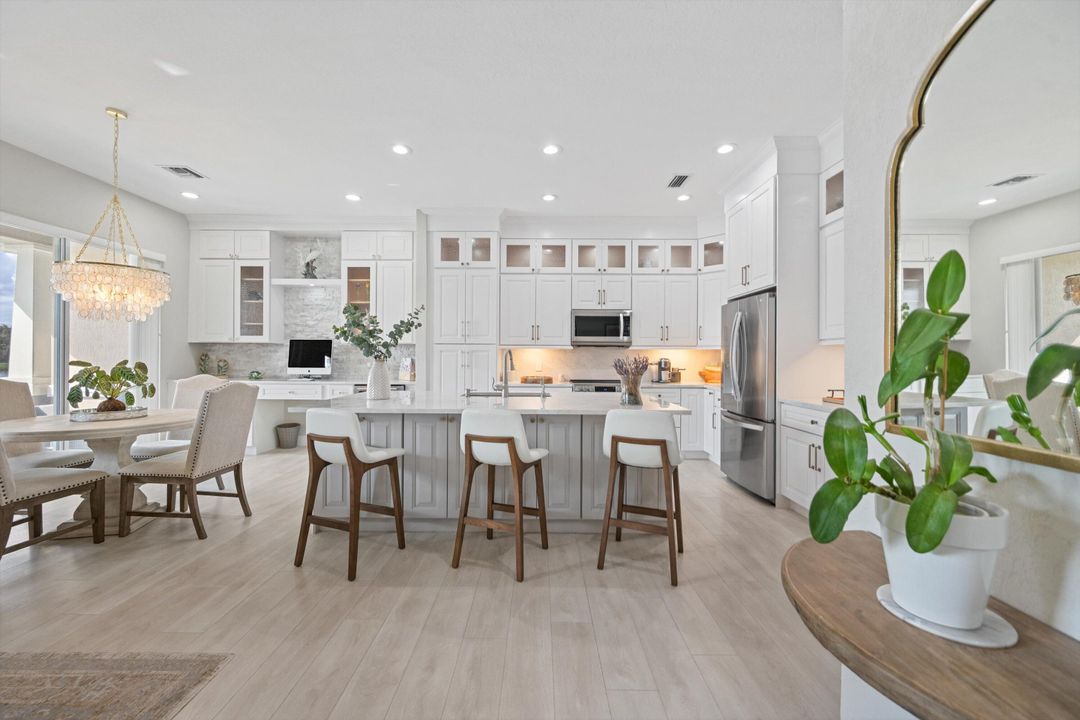 Active With Contract: $439,000 (3 beds, 2 baths, 1455 Square Feet)