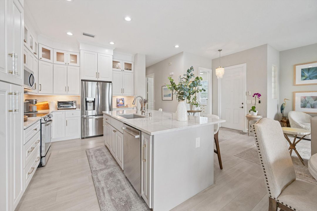 Active With Contract: $439,000 (3 beds, 2 baths, 1455 Square Feet)