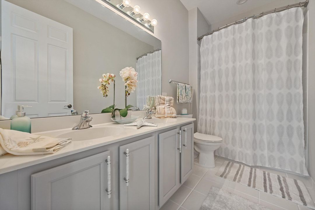 Active With Contract: $439,000 (3 beds, 2 baths, 1455 Square Feet)