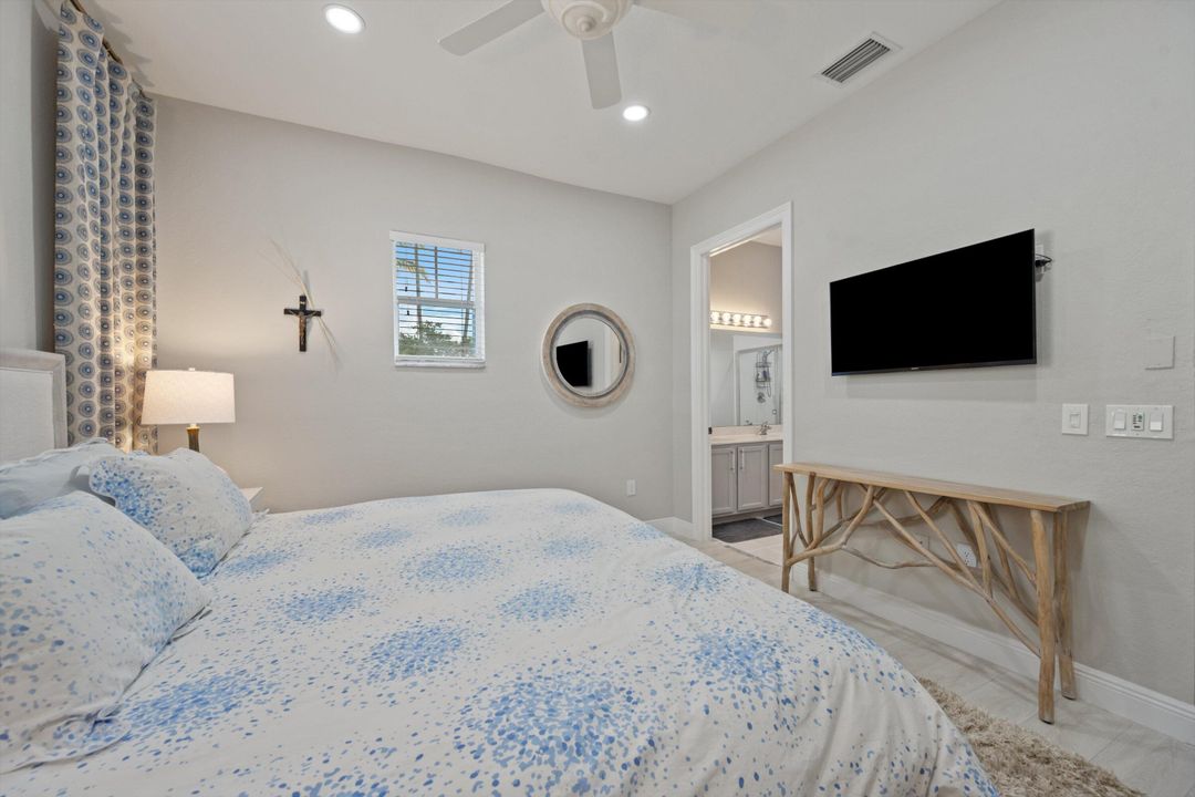 Active With Contract: $439,000 (3 beds, 2 baths, 1455 Square Feet)