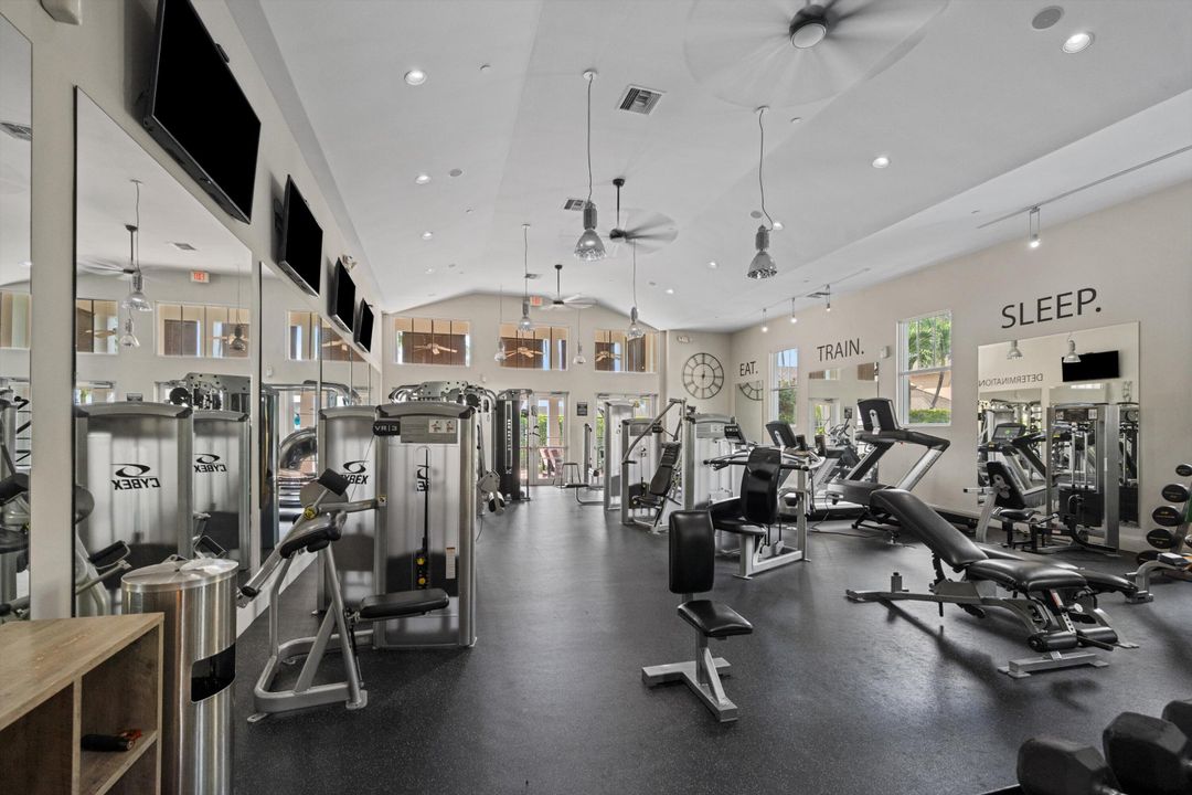 Active With Contract: $439,000 (3 beds, 2 baths, 1455 Square Feet)