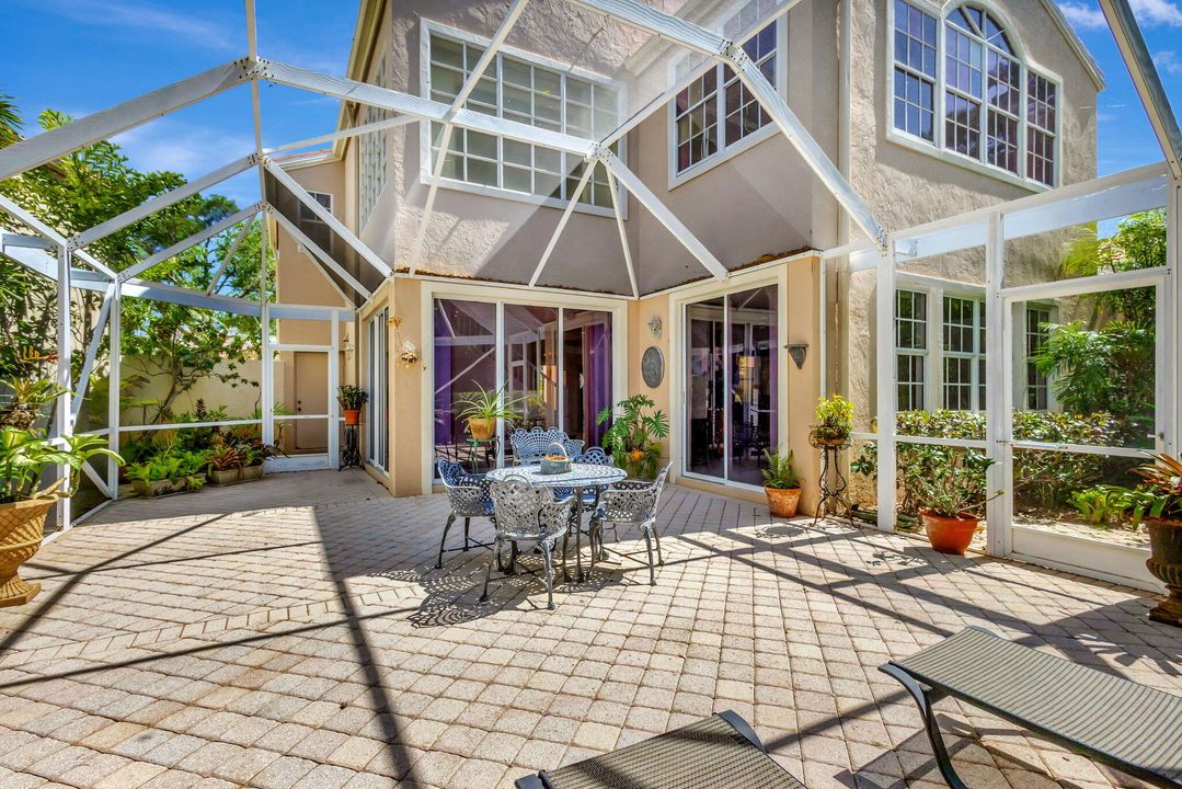 For Sale: $734,500 (3 beds, 2 baths, 2093 Square Feet)