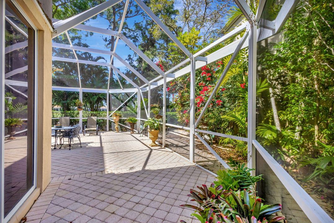 For Sale: $734,500 (3 beds, 2 baths, 2093 Square Feet)