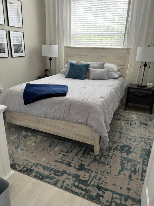 Active With Contract: $439,000 (3 beds, 2 baths, 1455 Square Feet)