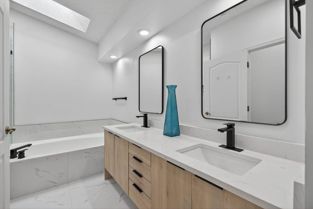 For Sale: $734,500 (3 beds, 2 baths, 2093 Square Feet)