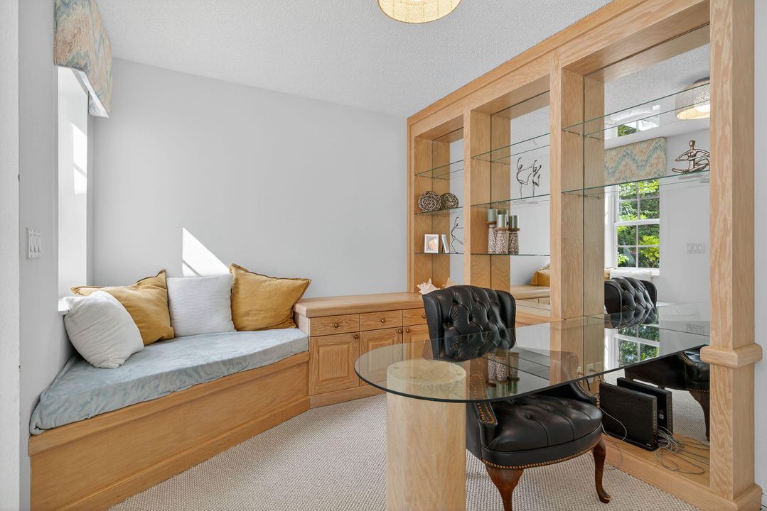 For Sale: $734,500 (3 beds, 2 baths, 2093 Square Feet)