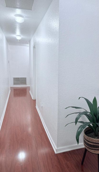 For Sale: $637,999 (5 beds, 3 baths, 2677 Square Feet)