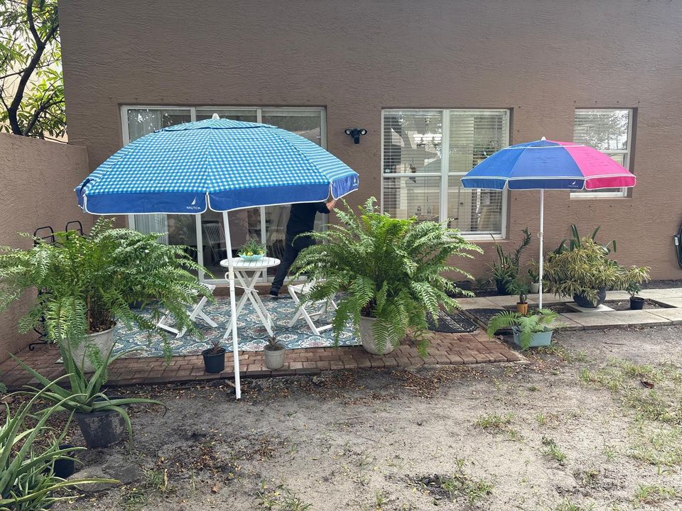 For Sale: $637,999 (5 beds, 3 baths, 2677 Square Feet)