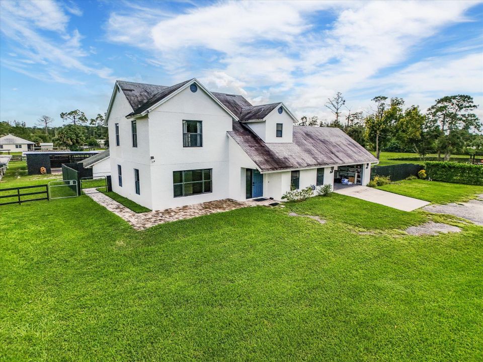 For Rent: $10,000 (4 beds, 2 baths, 2358 Square Feet)