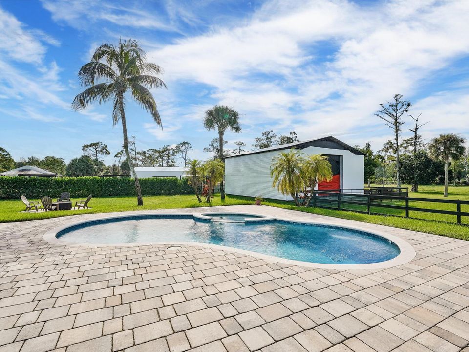 For Rent: $10,000 (4 beds, 2 baths, 2358 Square Feet)