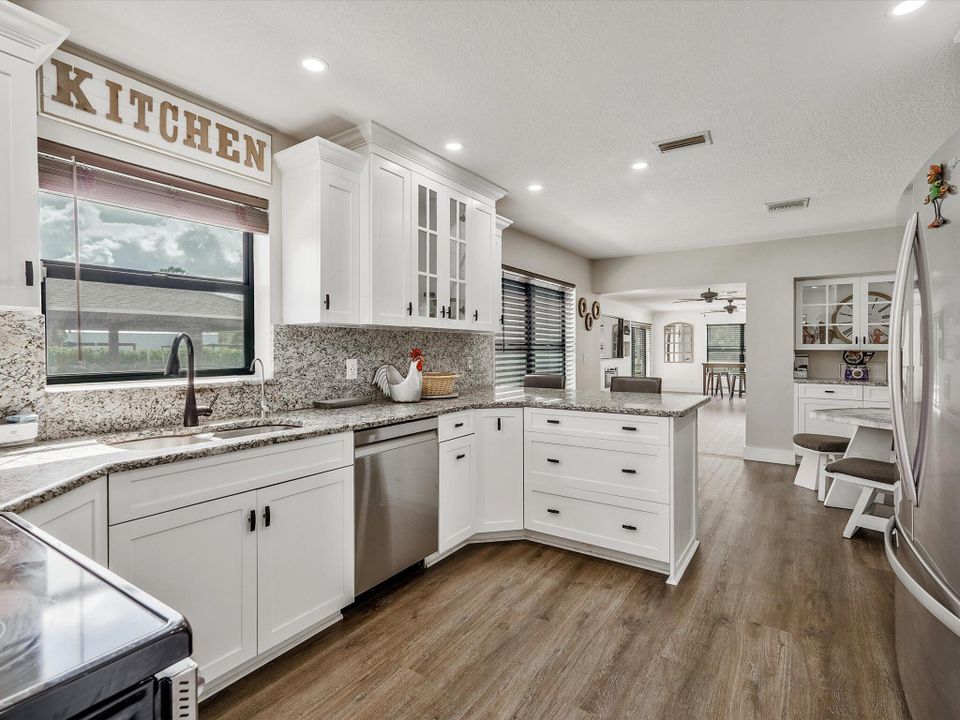 For Rent: $10,000 (4 beds, 2 baths, 2358 Square Feet)