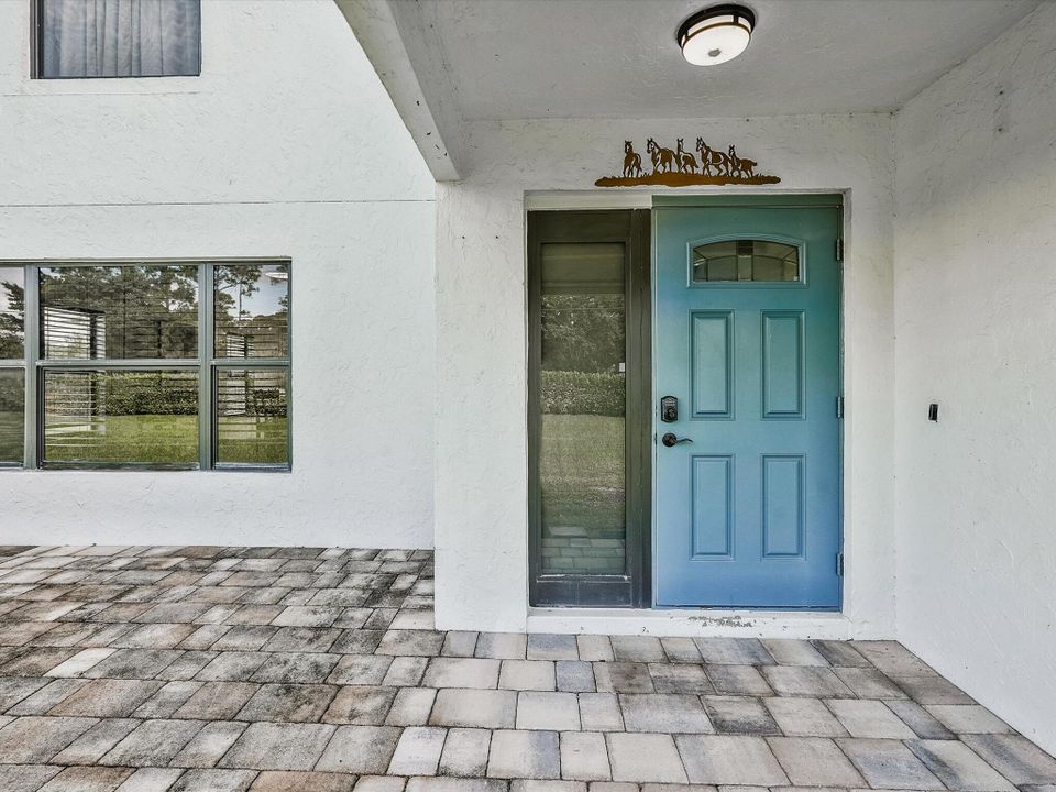 For Rent: $10,000 (4 beds, 2 baths, 2358 Square Feet)