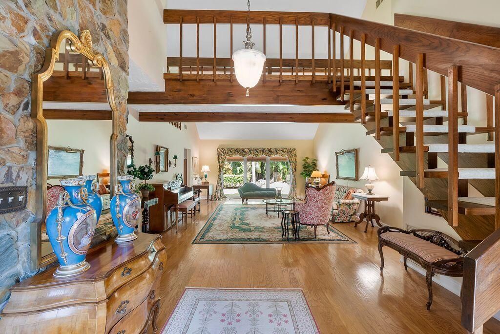 Active With Contract: $1,350,000 (4 beds, 4 baths, 2533 Square Feet)