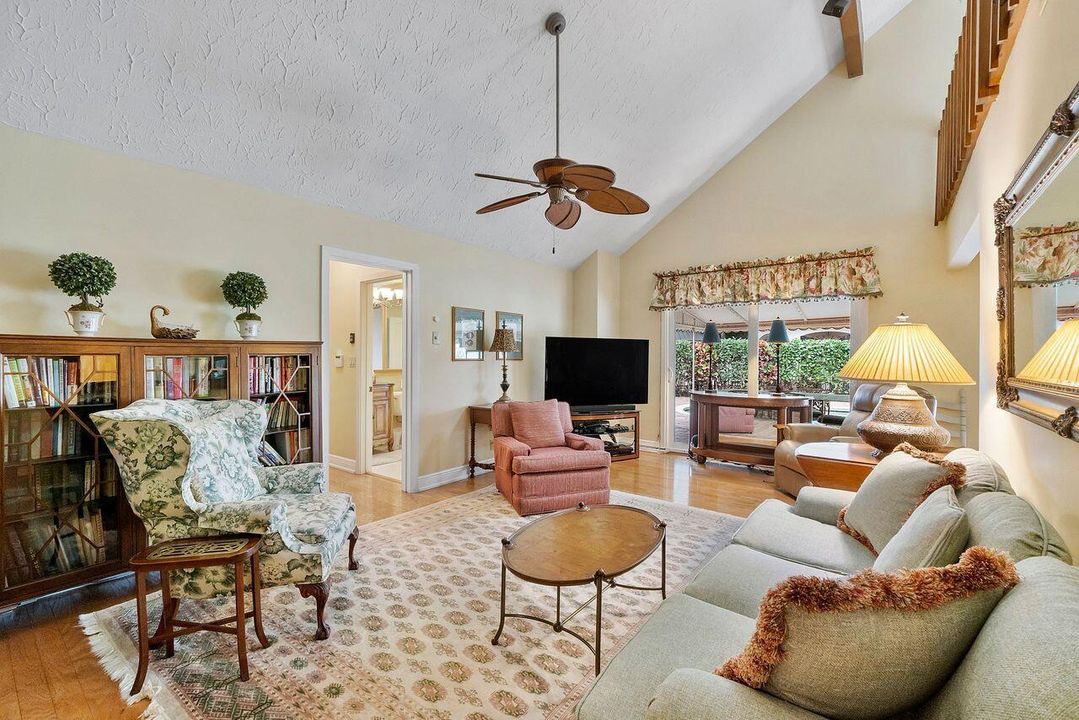 Active With Contract: $1,350,000 (4 beds, 4 baths, 2533 Square Feet)