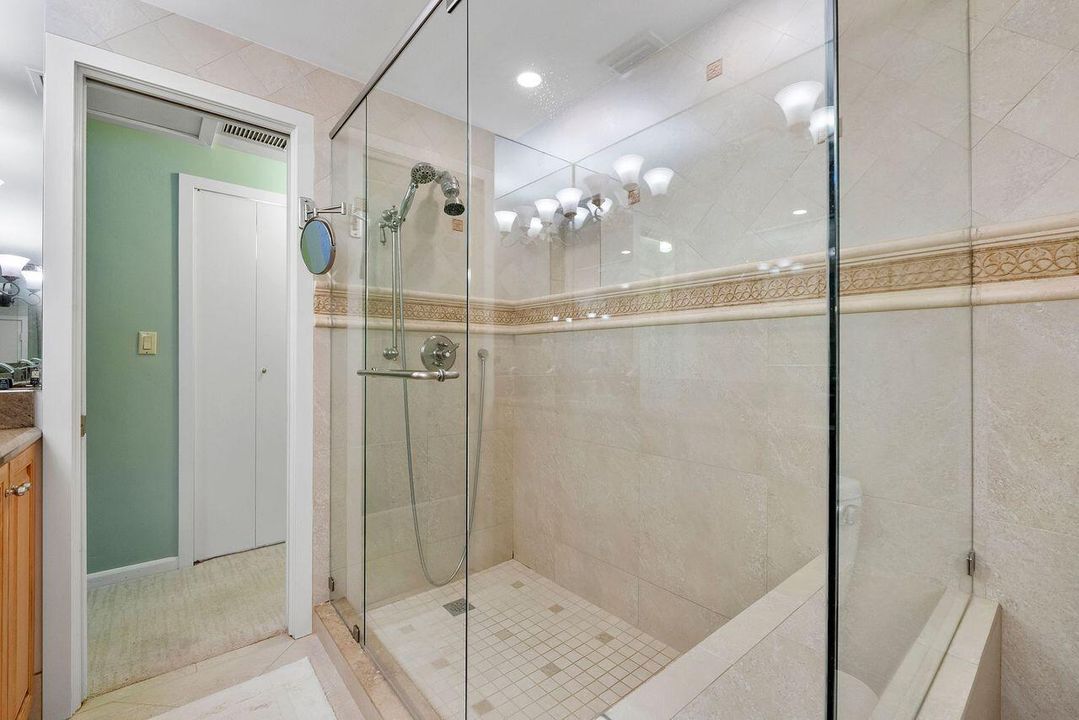 Active With Contract: $1,350,000 (4 beds, 4 baths, 2533 Square Feet)