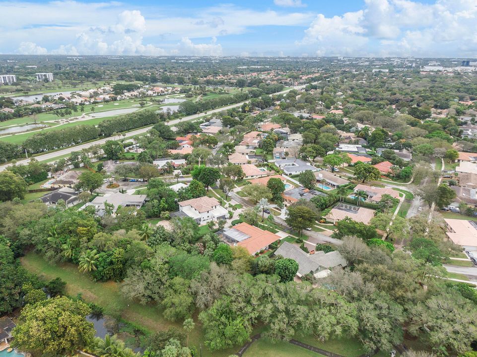 Active With Contract: $1,350,000 (4 beds, 4 baths, 2533 Square Feet)