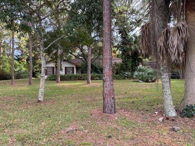 最近售出: $835,000 (3 贝兹, 2 浴室, 2778 平方英尺)