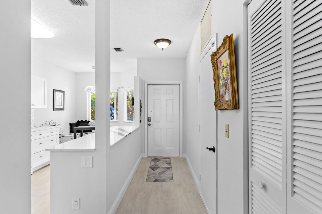 For Sale: $475,000 (3 beds, 2 baths, 1728 Square Feet)