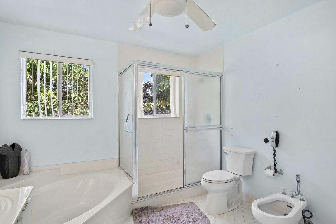 For Sale: $475,000 (3 beds, 2 baths, 1728 Square Feet)