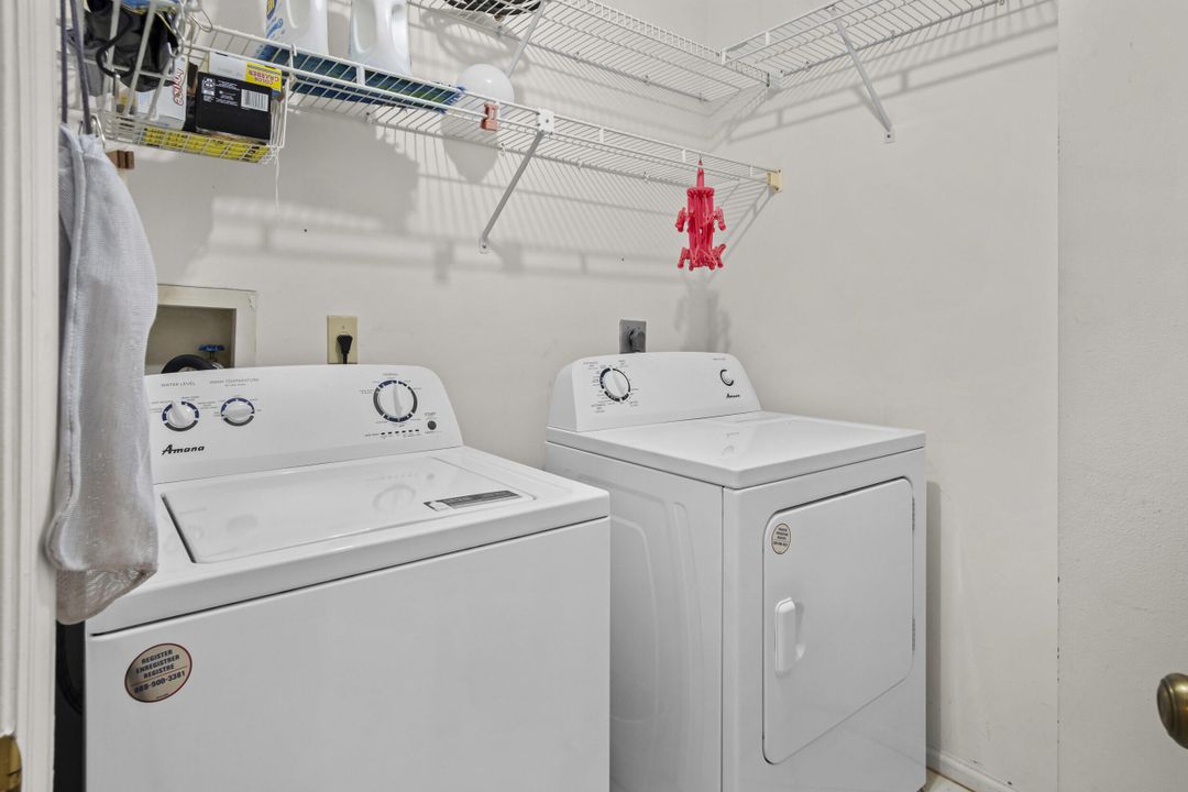 For Sale: $475,000 (3 beds, 2 baths, 1728 Square Feet)