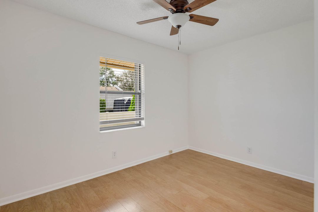 For Sale: $225,000 (2 beds, 2 baths, 1085 Square Feet)