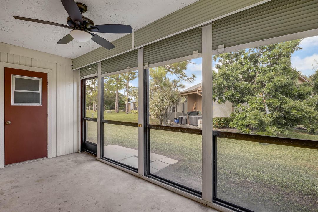 For Sale: $225,000 (2 beds, 2 baths, 1085 Square Feet)