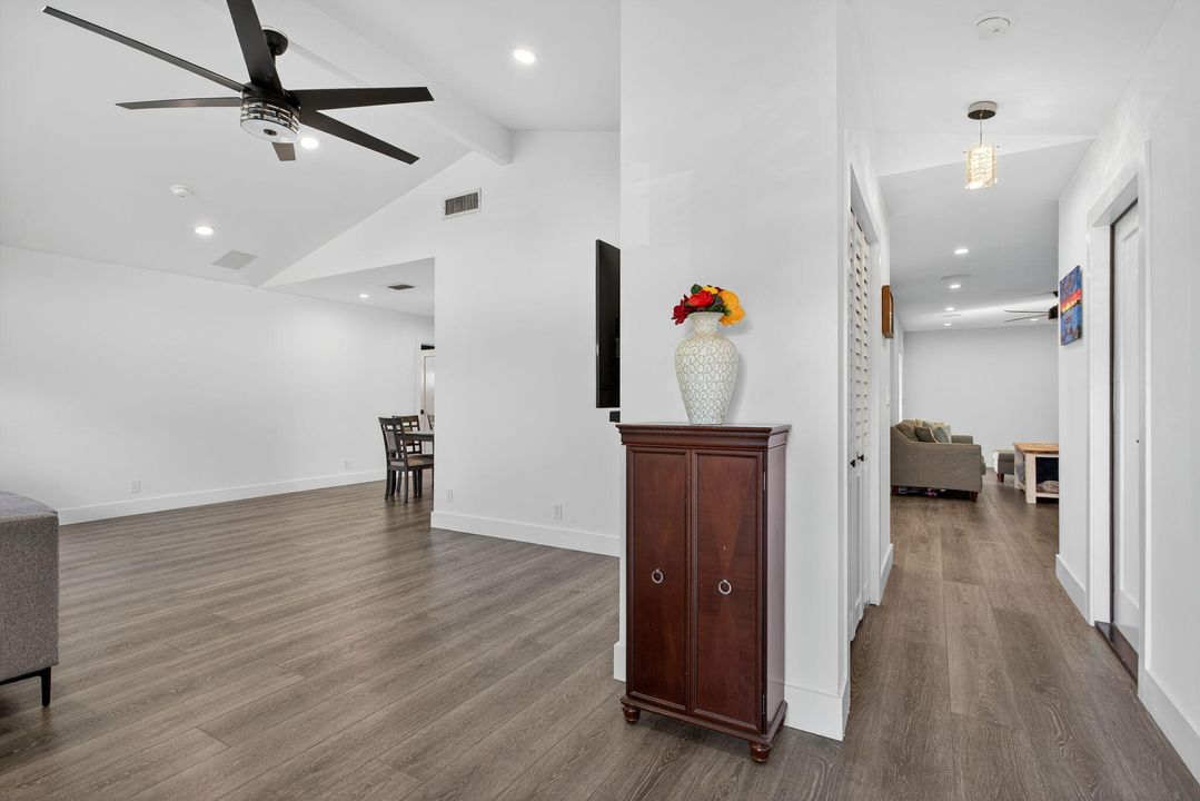 Active With Contract: $775,000 (4 beds, 3 baths, 2563 Square Feet)