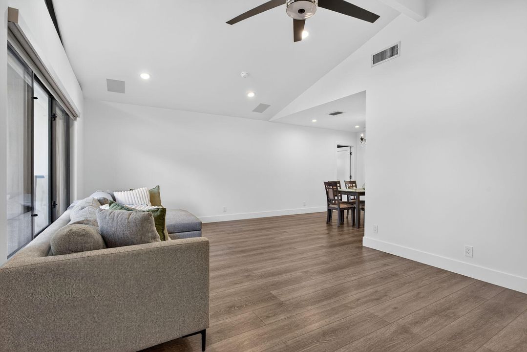 Active With Contract: $775,000 (4 beds, 3 baths, 2563 Square Feet)