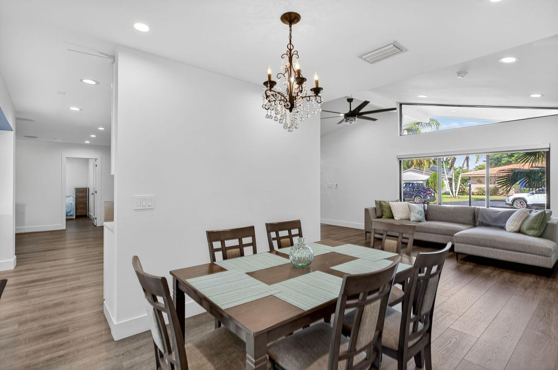 Active With Contract: $775,000 (4 beds, 3 baths, 2563 Square Feet)