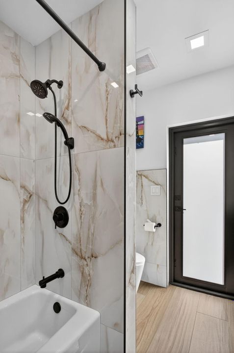 Active With Contract: $775,000 (4 beds, 3 baths, 2563 Square Feet)