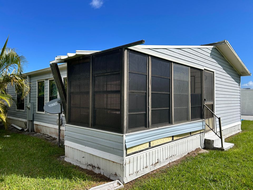 На продажу: $19,900 (2 спален, 2 ванн, 1248 Квадратных фут)