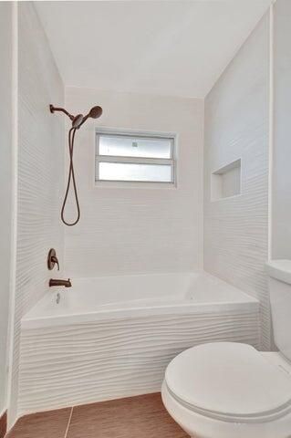 На продажу: $735,000 (4 спален, 2 ванн, 2175 Квадратных фут)