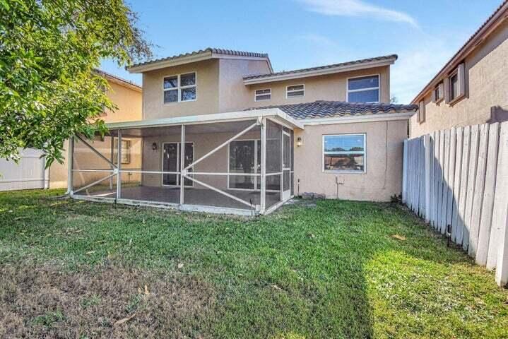 На продажу: $735,000 (4 спален, 2 ванн, 2175 Квадратных фут)