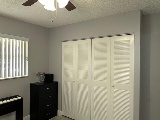 合同活跃: $145,000 (2 贝兹, 2 浴室, 1000 平方英尺)