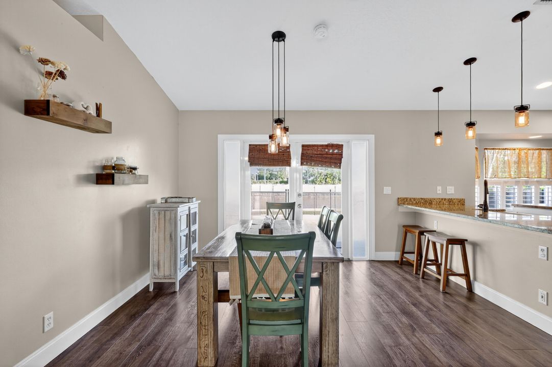 Activo con contrato: $599,900 (3 camas, 2 baños, 1858 Pies cuadrados)