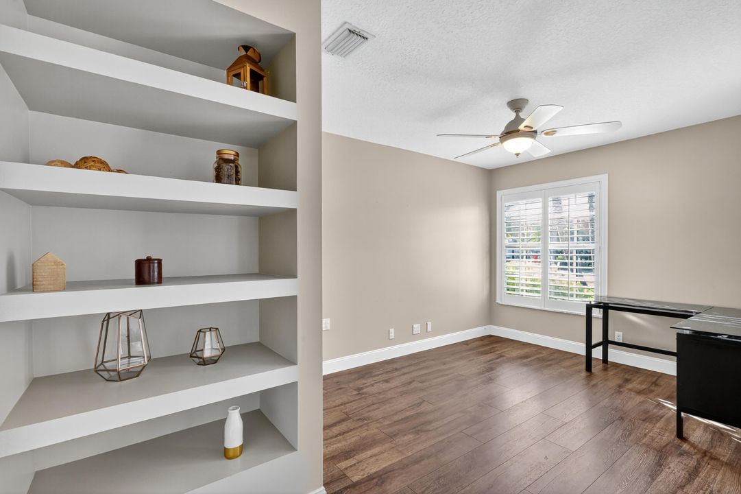 Activo con contrato: $599,900 (3 camas, 2 baños, 1858 Pies cuadrados)