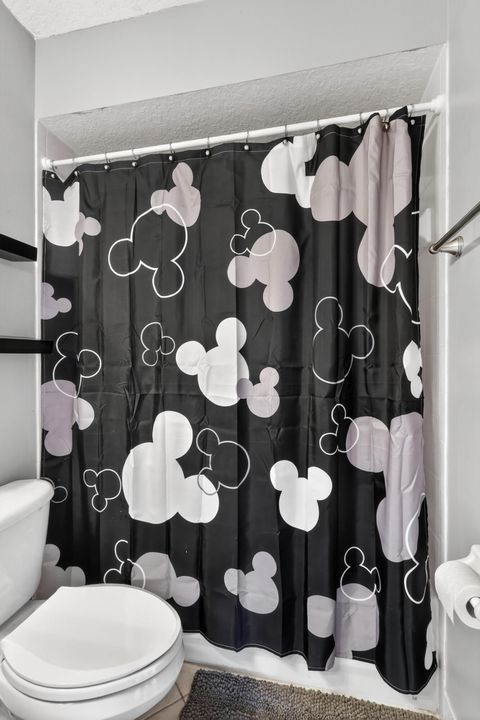 Activo con contrato: $599,900 (3 camas, 2 baños, 1858 Pies cuadrados)