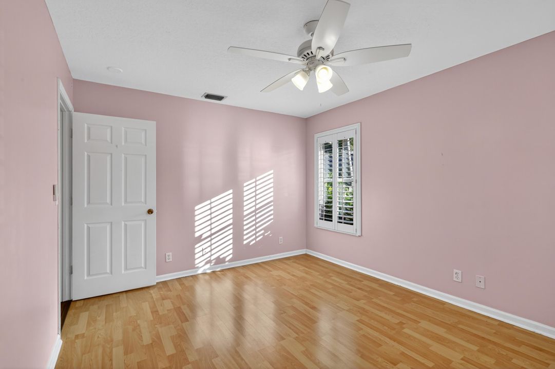 Activo con contrato: $599,900 (3 camas, 2 baños, 1858 Pies cuadrados)