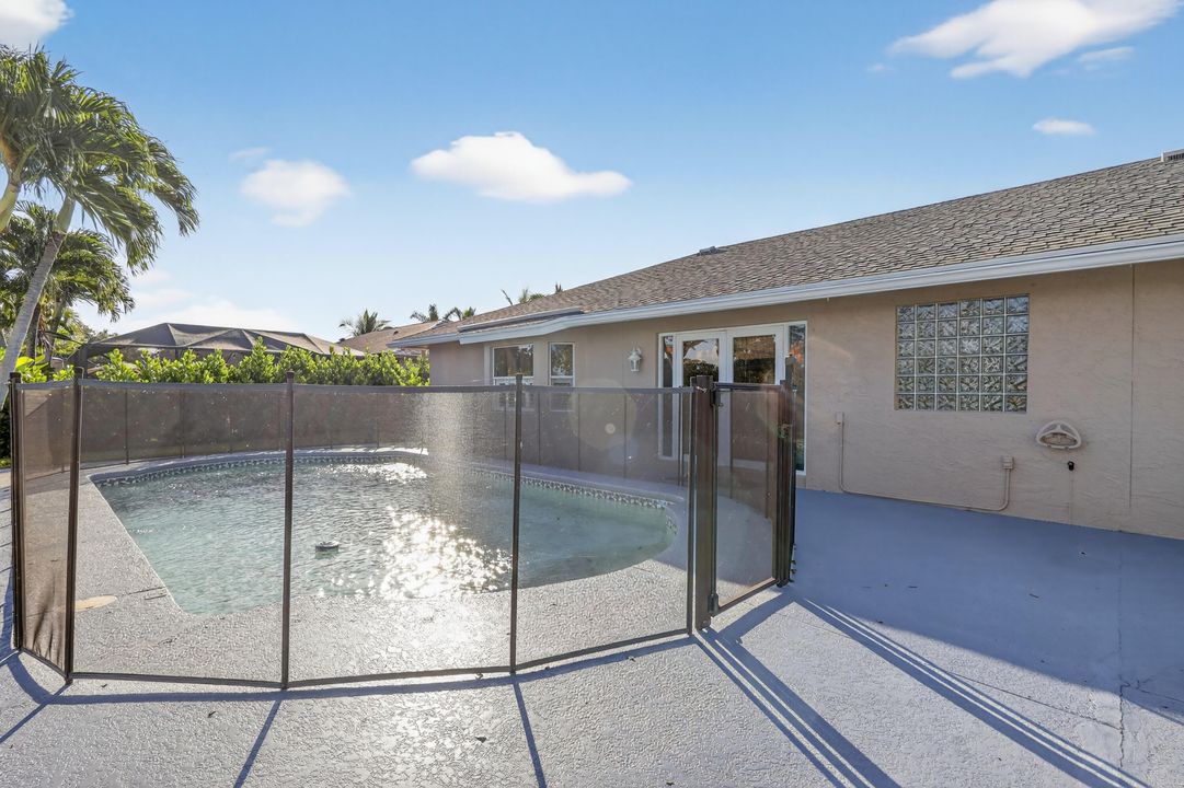 Activo con contrato: $599,900 (3 camas, 2 baños, 1858 Pies cuadrados)