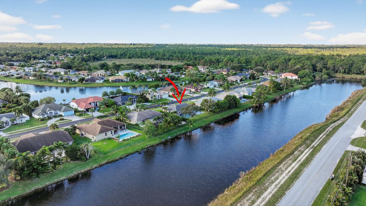 Activo con contrato: $599,900 (3 camas, 2 baños, 1858 Pies cuadrados)