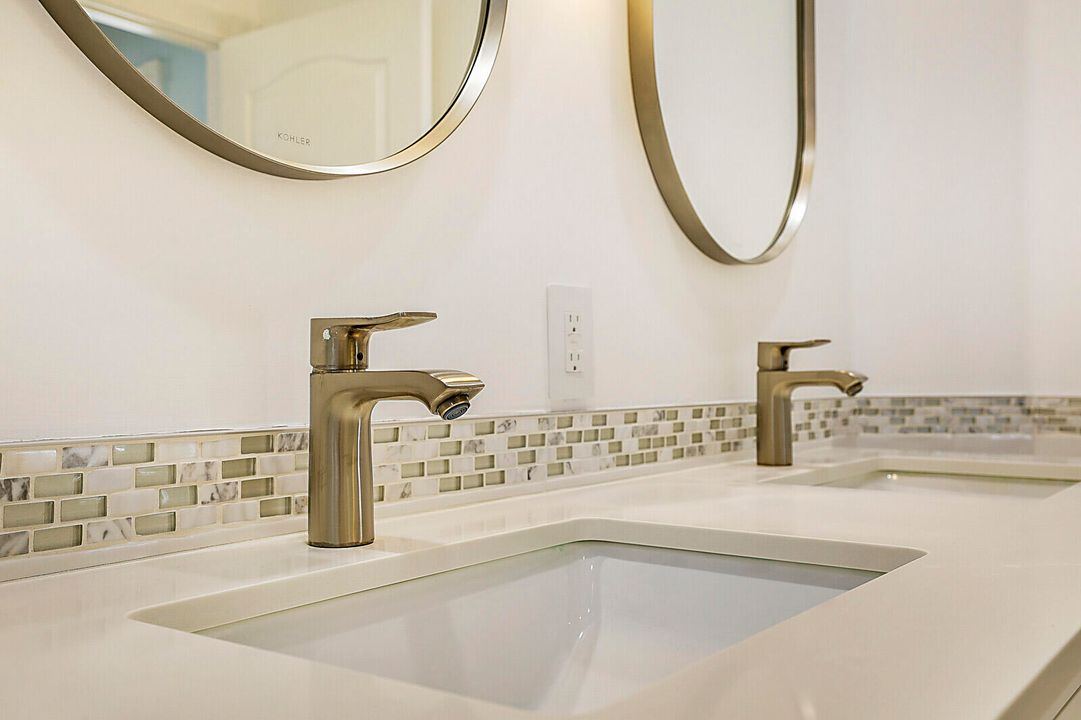 合同活跃: $509,000 (2 贝兹, 2 浴室, 1526 平方英尺)