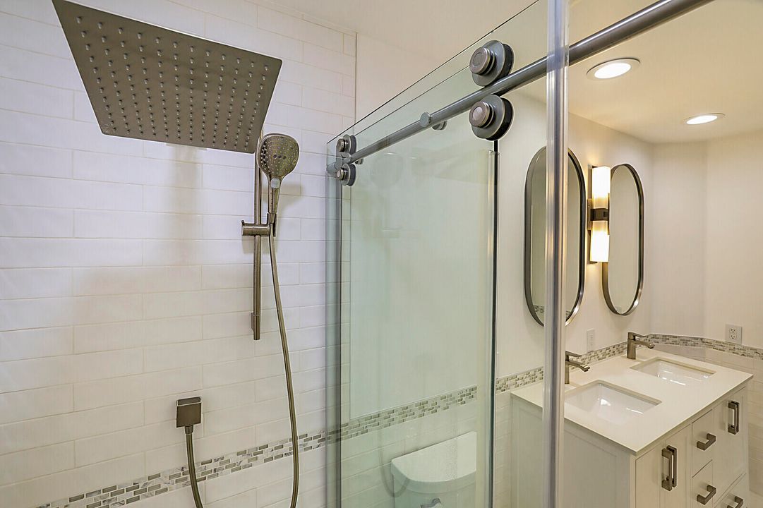 合同活跃: $509,000 (2 贝兹, 2 浴室, 1526 平方英尺)