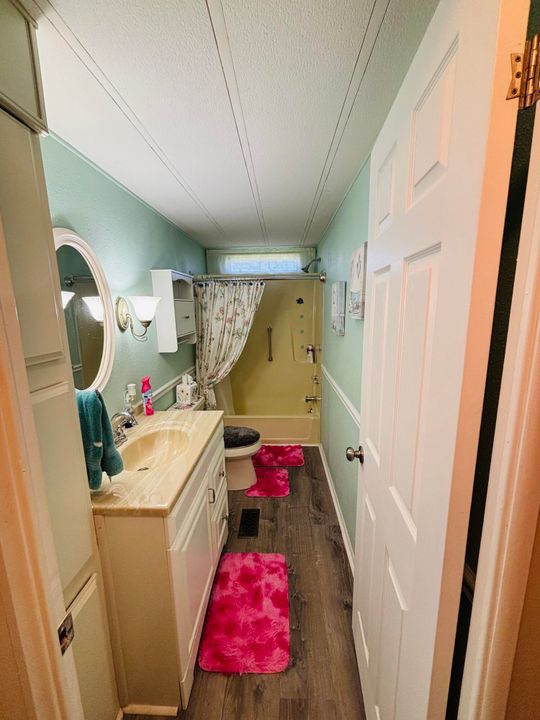 待售: $115,000 (2 贝兹, 2 浴室, 1416 平方英尺)